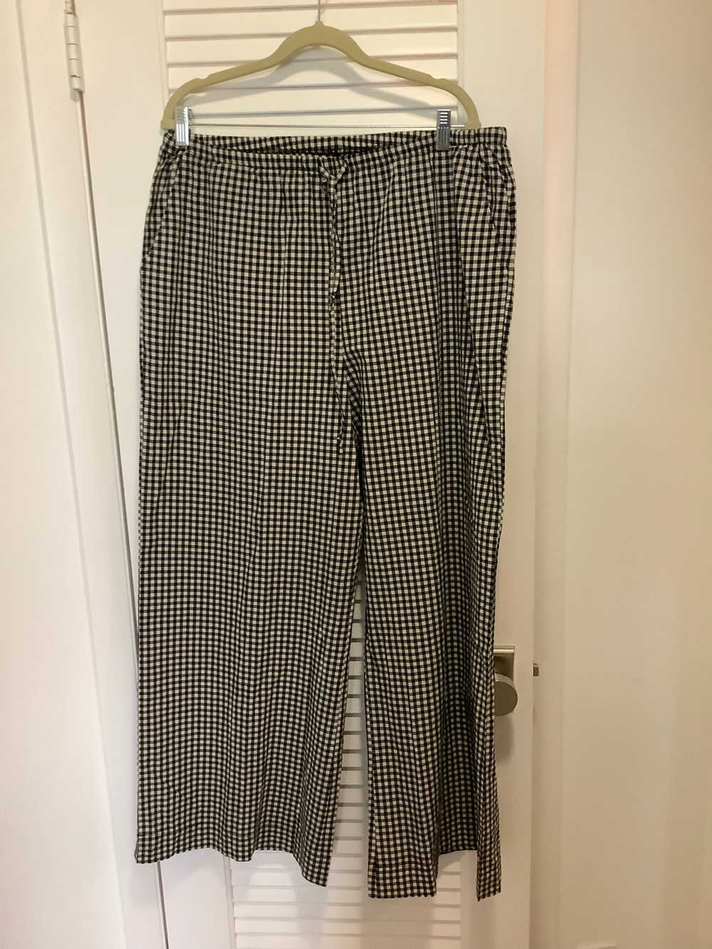 Marine Layer Black & White Gingham drawstring pants